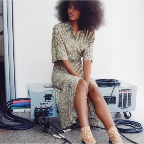 NWT Zara Gorgeous new Printed Floral Shirt Midi Dress Zara.price is firm - Picture 2 of 8